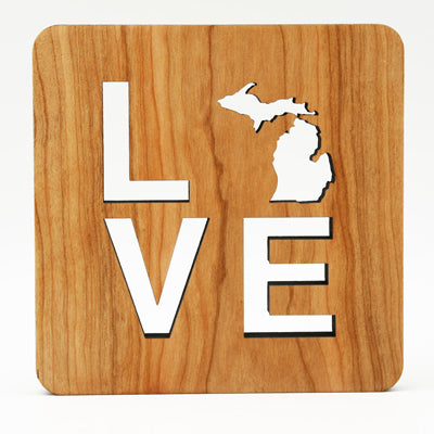 Love Michigan Cherry Wood Trivet – Laser-Cut State Shape “O” Design