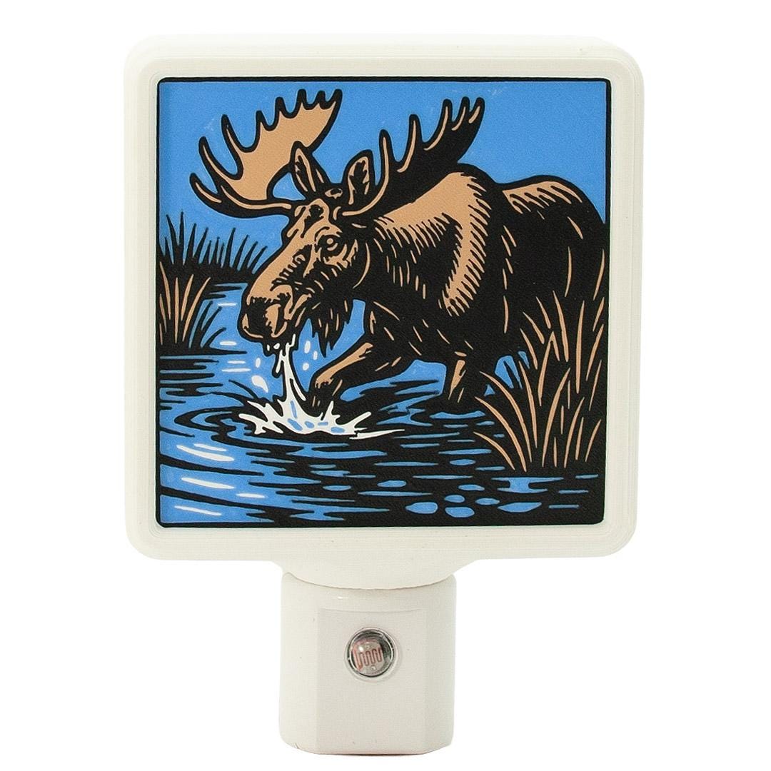Moose Night Light – Rustic Forest Wildlife LED Decor (Handmade)